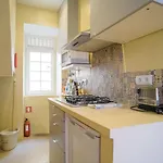 Bright And Sunny Apartment Lisbon