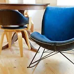 Bright And Sunny Apartamento