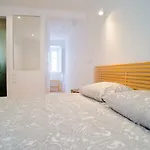 Apartment Bright And Sunny Lisbon